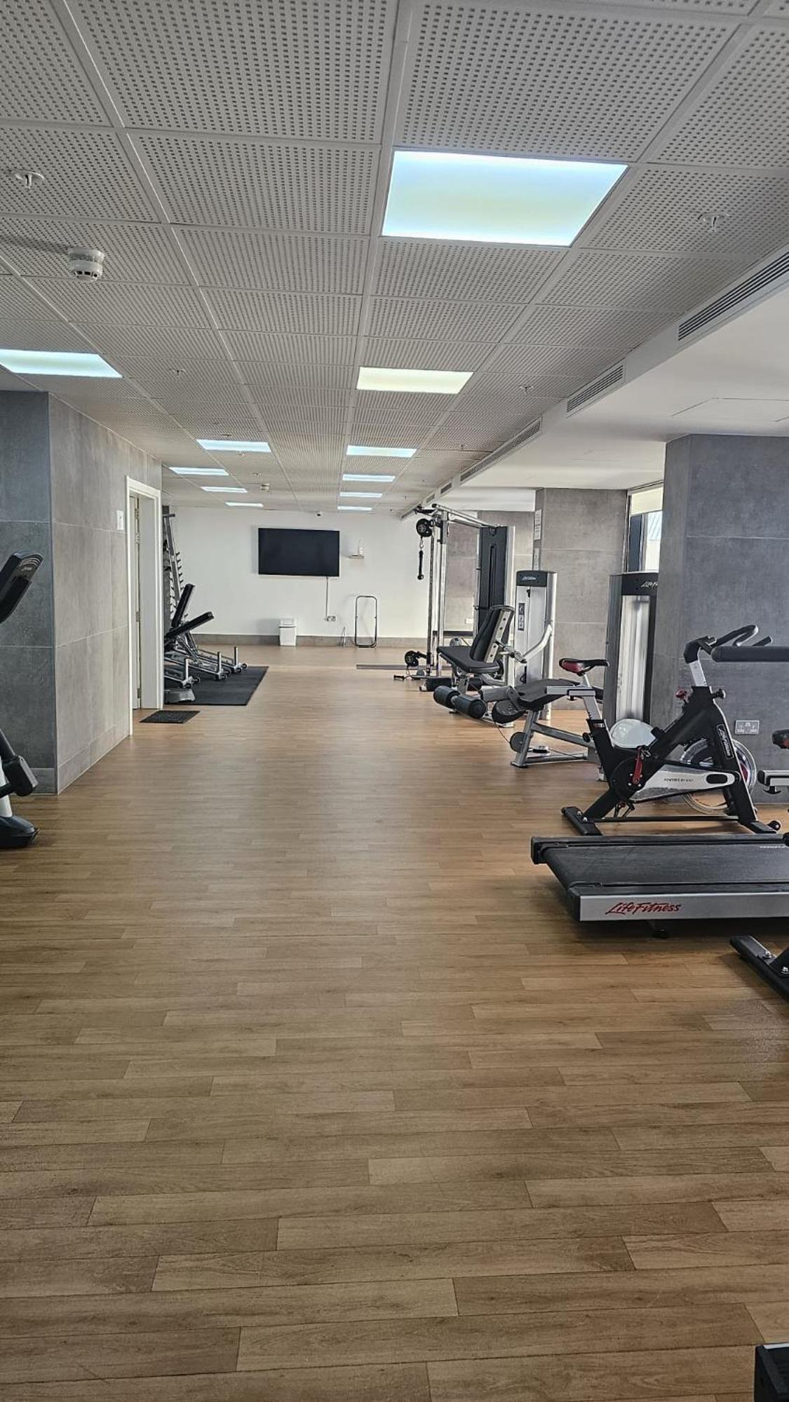 The Hub Apartment Гибралтар Екстериор снимка